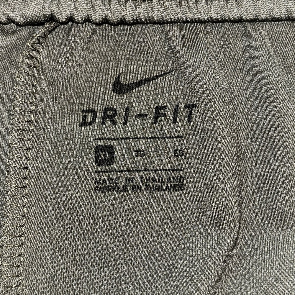 5/25 Nike Dri-Fit Boys Athletic Pants Size XL Drawstring Waist Pockets Green - Picture 3 of 5